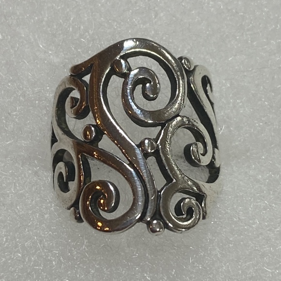 James Avery Silver Swirl Ring - Picture 2 of 6